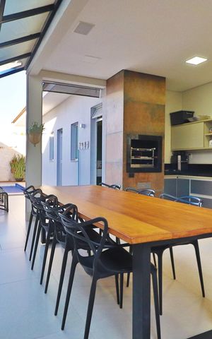 Casa de condomínio para alugar com 200m², 3 quartos e 4 vagasVaranda gourmet