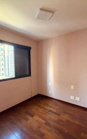 Apartamento à venda com 95m², 3 quartos e 2 vagasQuarto