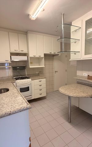 Apartamento à venda com 95m², 3 quartos e 2 vagasCozinha