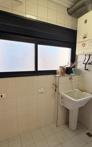 Apartamento à venda com 95m², 3 quartos e 2 vagasÁrea de serviço