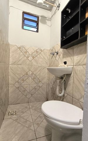 Studio para alugar com 25m², 1 quarto e sem vaga Studio para alugar com 25m², 1 quarto e sem vagaBanheiro social