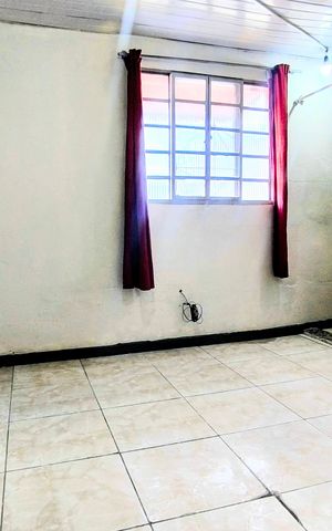 Studio para alugar com 25m², 1 quarto e sem vaga Studio para alugar com 25m², 1 quarto e sem vagaStudio