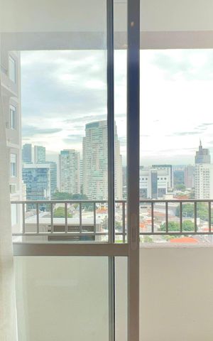 Studio para alugar com 25m², 1 quarto e sem vaga Studio para alugar com 25m², 1 quarto e sem vagaVaranda