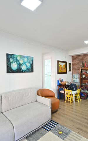 Apartamento à venda com 75m², 2 quartos e 1 vagaSala