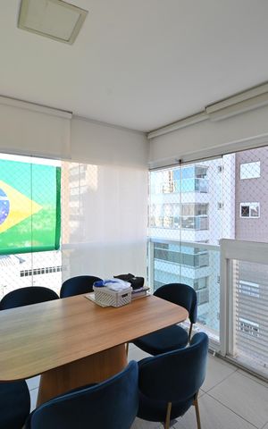 Apartamento à venda com 75m², 2 quartos e 1 vagaVaranda
