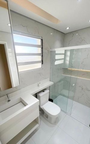 Casa à venda com 195m², 3 quartos e 2 vagasBanheiro