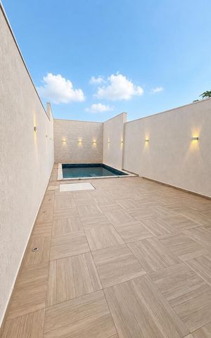 Casa à venda com 195m², 3 quartos e 2 vagasÁrea externa
