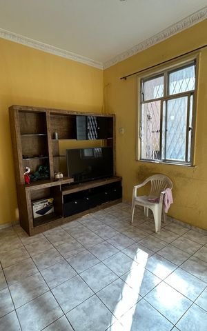 Casa à venda com 70m², 2 quartos e sem vagaSala