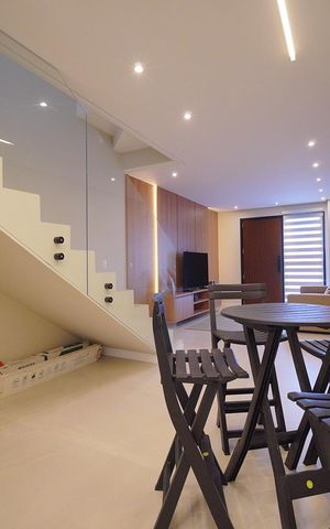 Casa para alugar com 197m², 3 quartos e 2 vagasSala