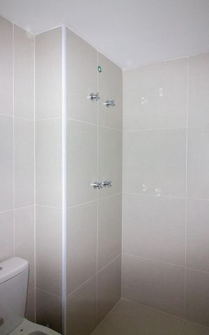Apartamento para alugar com 108m², 2 quartos e 3 vagas Apartamento para alugar com 108m², 2 quartos e 3 vagasBanheiro da Suíte 2