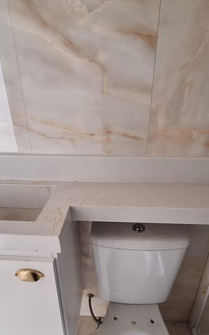 Apartamento à venda com 60m², 2 quartos e 2 vagas Apartamento à venda com 60m², 2 quartos e 2 vagasBanheiro