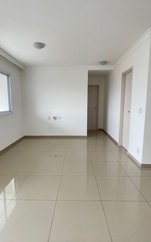 Apartamento à venda com 80m², 2 quartos e 1 vaga Apartamento à venda com 80m², 2 quartos e 1 vagaSala