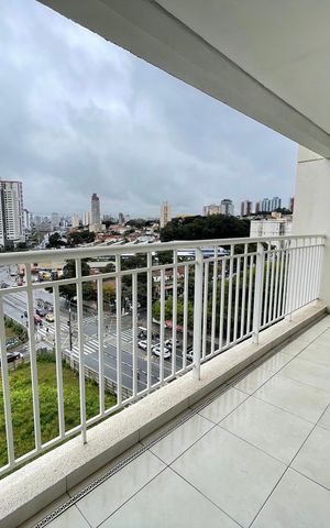 Apartamento à venda com 80m², 2 quartos e 1 vaga Apartamento à venda com 80m², 2 quartos e 1 vagaVaranda
