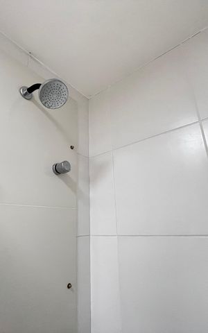 Apartamento à venda com 80m², 2 quartos e 1 vaga Apartamento à venda com 80m², 2 quartos e 1 vagaBanheiro 1