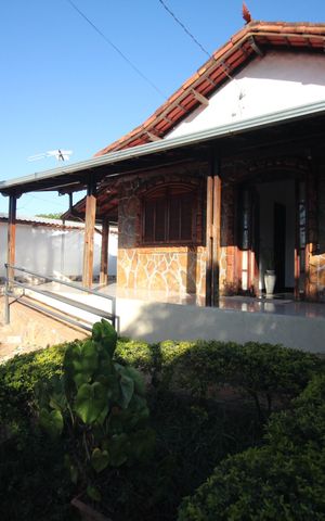 Casa à venda com 290m², 3 quartos e 1 vagaQuintal