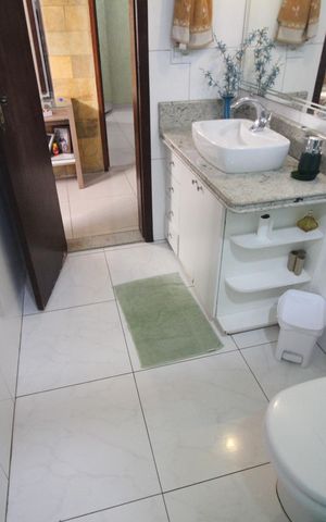 Casa à venda com 290m², 3 quartos e 1 vagaBanheiro