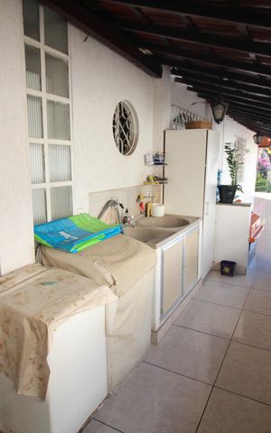 Casa à venda com 290m², 3 quartos e 1 vagaÁrea de Serviço
