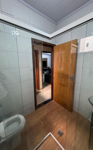 Casa à venda com 144m², 3 quartos e 3 vagas Casa à venda com 144m², 3 quartos e 3 vagasBanheiro