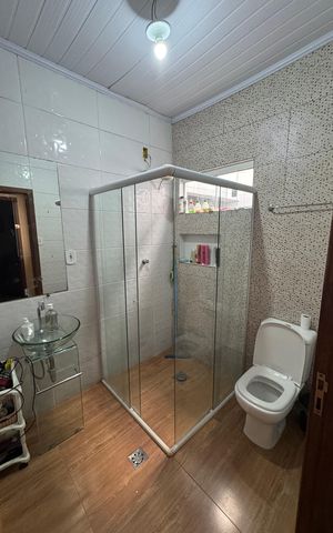 Casa à venda com 144m², 3 quartos e 3 vagas Casa à venda com 144m², 3 quartos e 3 vagasBanheiro