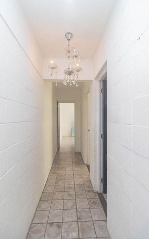 Apartamento para alugar com 75m², 2 quartos e sem vaga Apartamento para alugar com 75m², 2 quartos e sem vagaCorredor