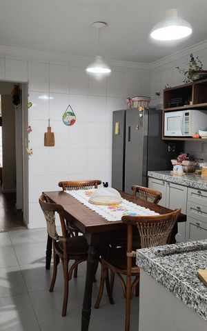 Apartamento à venda com 85m², 2 quartos e 1 vagaCozinha