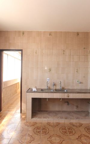 Apartamento para alugar com 145m², 3 quartos e 1 vaga