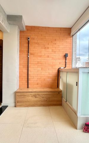 Apartamento à venda com 59m², 2 quartos e 1 vagaVaranda