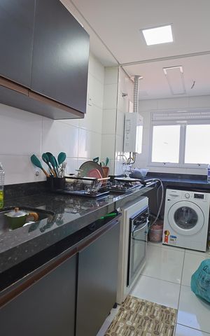 Apartamento à venda com 51m², 2 quartos e 1 vagaCozinha e Área de Serviço