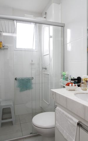 Apartamento à venda com 80m², 3 quartos e 2 vagasBanheiro Social