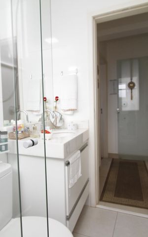Apartamento à venda com 80m², 3 quartos e 2 vagasBanheiro Social