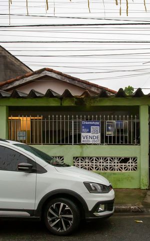 Casa à venda com 275m², 3 quartos e 2 vagasFachada