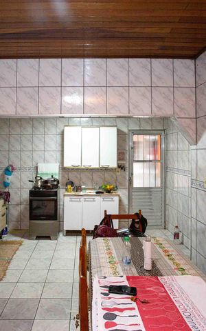 Casa à venda com 275m², 3 quartos e 2 vagasCozinha