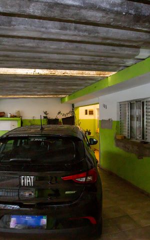 Casa à venda com 275m², 3 quartos e 2 vagasGaragem