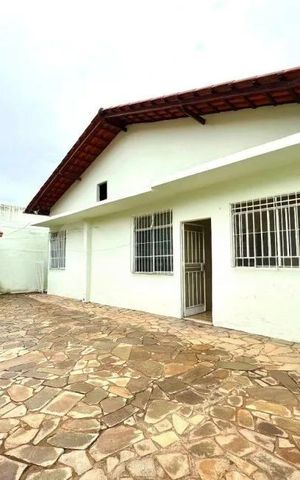 Casa para alugar com 198m², 3 quartos e 4 vagasÁrea externa