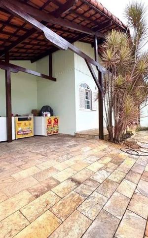Casa para alugar com 198m², 3 quartos e 4 vagasÁrea externa