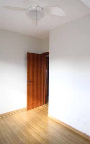 Apartamento à venda com 101m², 3 quartos e 2 vagasQuarto 2
