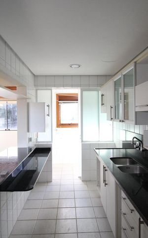 Apartamento à venda com 101m², 3 quartos e 2 vagasCozinha
