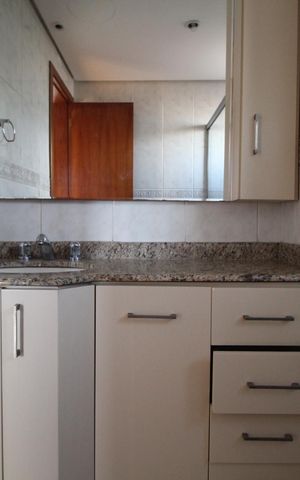 Apartamento à venda com 101m², 3 quartos e 2 vagasBanheiro da Suíte 1