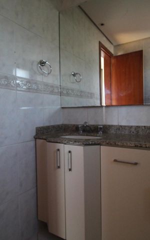 Apartamento à venda com 101m², 3 quartos e 2 vagasBanheiro da Suíte 1
