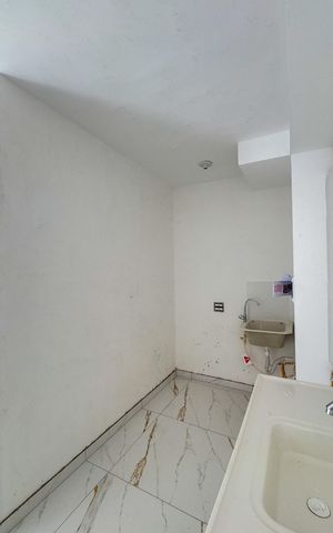 Apartamento para alugar com 33m², 2 quartos e sem vagaSala, Cozinha e Área de Serviço