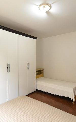 Casa de condomínio à venda com 346m², 4 quartos e 4 vagasDemi-Suíte 2