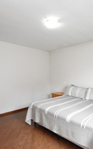 Casa de condomínio à venda com 346m², 4 quartos e 4 vagasSuíte 3