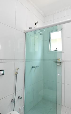Casa de condomínio à venda com 346m², 4 quartos e 4 vagasBanheiro Demi-Suíte