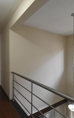 Casa de condomínio à venda com 346m², 4 quartos e 4 vagasCorredor