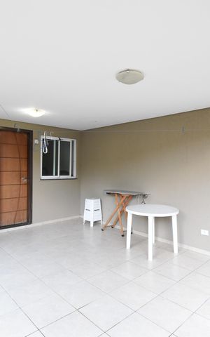 Casa de condomínio à venda com 346m², 4 quartos e 4 vagasÁrea de Serviço