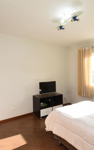 Casa de condomínio à venda com 346m², 4 quartos e 4 vagasSuíte 4