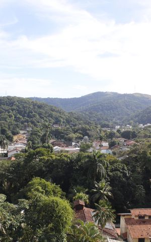 Casa de condomínio para alugar com 400m², 3 quartos e 2 vagasVista da Rua