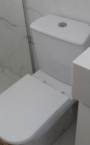 Casa de condomínio para alugar com 400m², 3 quartos e 2 vagasBanheiro Social