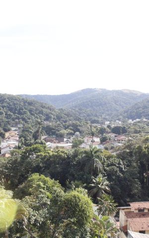 Casa de condomínio para alugar com 400m², 3 quartos e 2 vagasVista da Rua