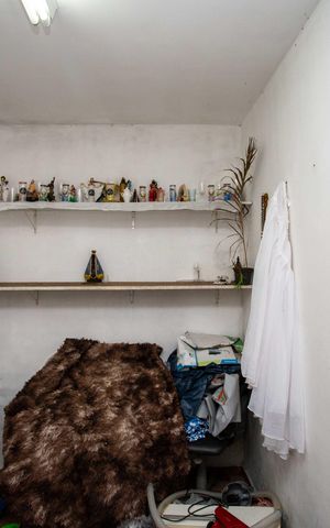 Casa à venda com 130m², 4 quartos e 2 vagasQuarto de Serviço